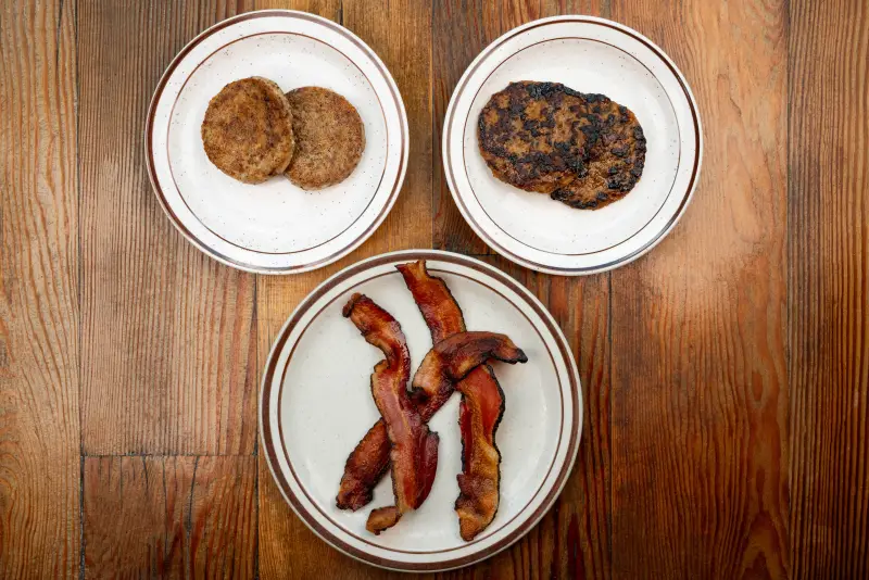 Bacon, Chicken Sausage, or Vegan Sausage